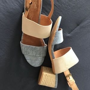 ONLY WORE ONCE TOMS sandals! Didn’t fit me!